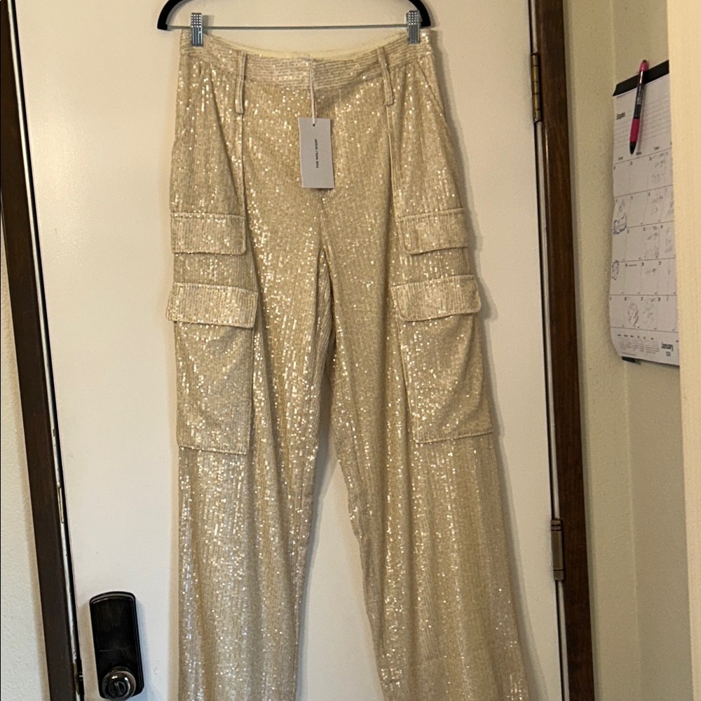THE NOLI SHOP SEQUINED WIDE LEG CARGO PANTS PEARL COLOR NEW WITH TAGS SZ 10